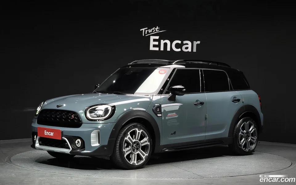 MINI Cooper S Countryman ALL4 2022 — фото 1, купить с доставкой в Москву