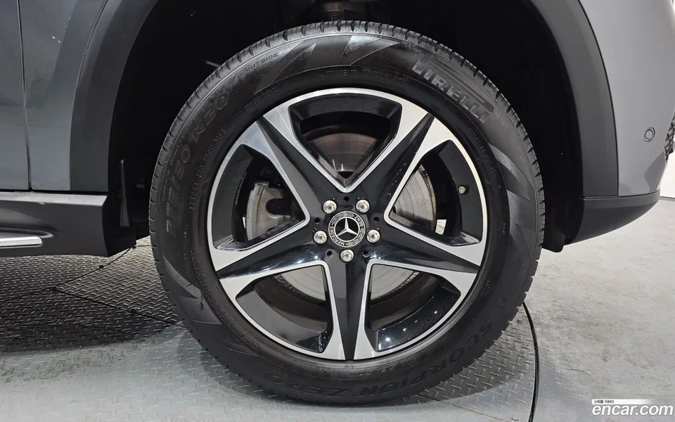 Mercedes-Benz GLE-Class GLE350e 4MATIC 2022 — миниатюра 5