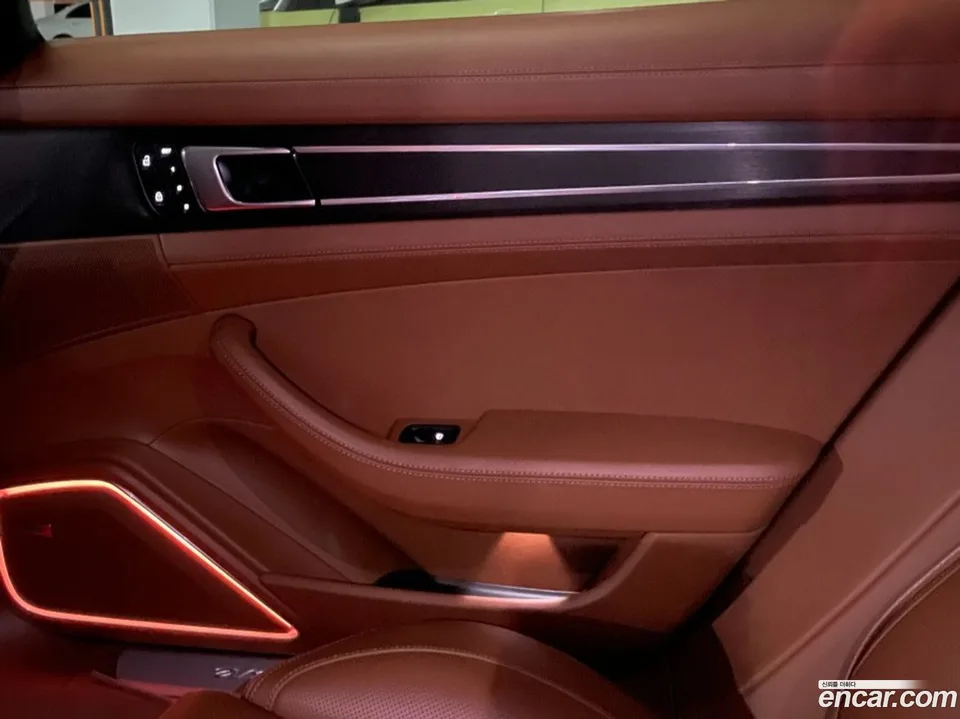 Porsche Panamera (971) 2.9 AWD 2023 — thumbnail 3