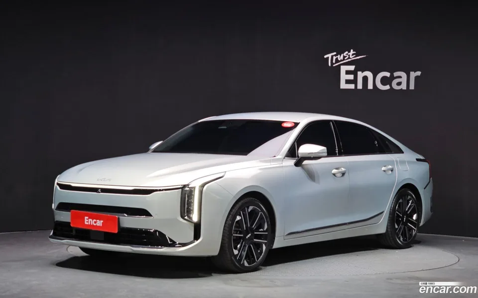 Kia K8 2.5 2WD 2024 — фото 1, купить с доставкой в Москву