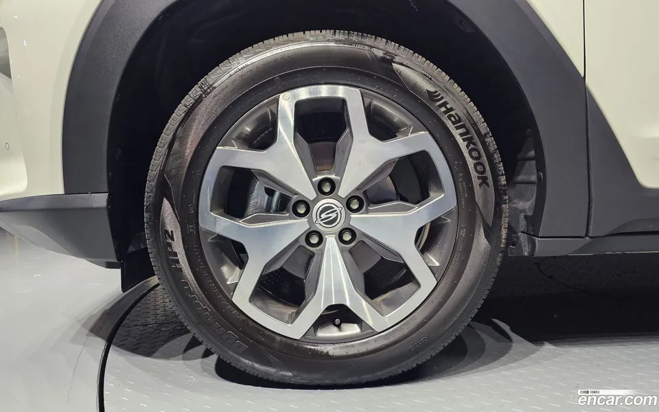 KG Mobility Torres 1.5 4WD 2023 — миниатюра 5