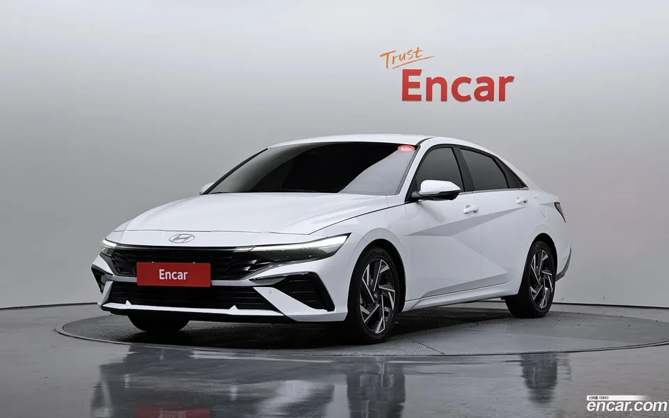 Hyundai Avante CN7 1.6 2024 — фото 1, купить с доставкой в Москву