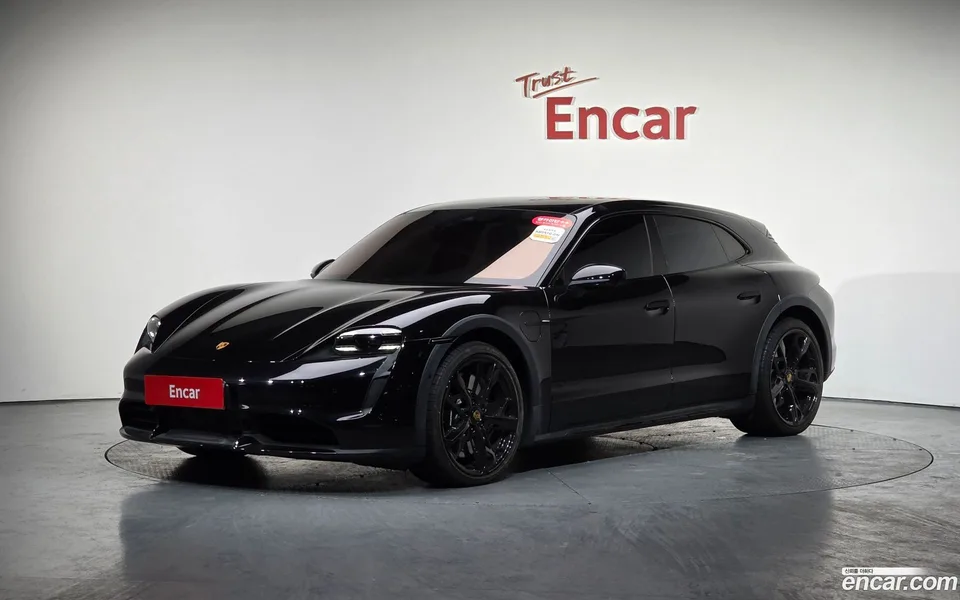 Porsche Taycan 2022 — фото 1, купить с доставкой в Москву