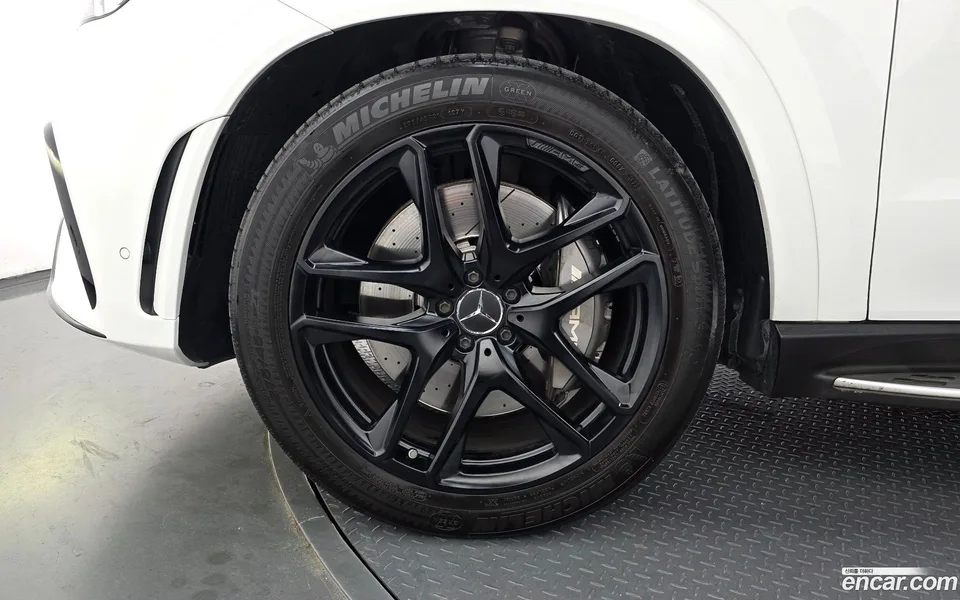 Mercedes-Benz GLE-Class AMG GLE53 4MATIC+ 2023 — миниатюра 2