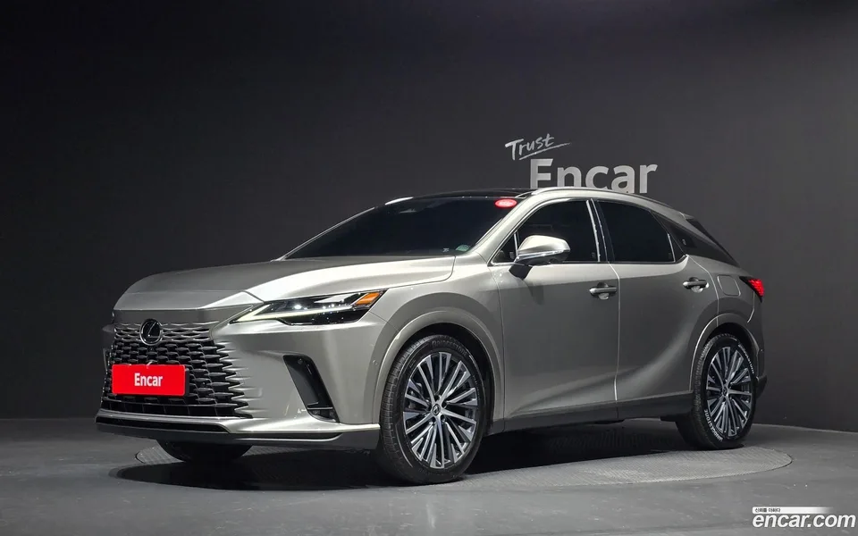Lexus RX 450h+ 2025 — фото 1, купить с доставкой в Москву