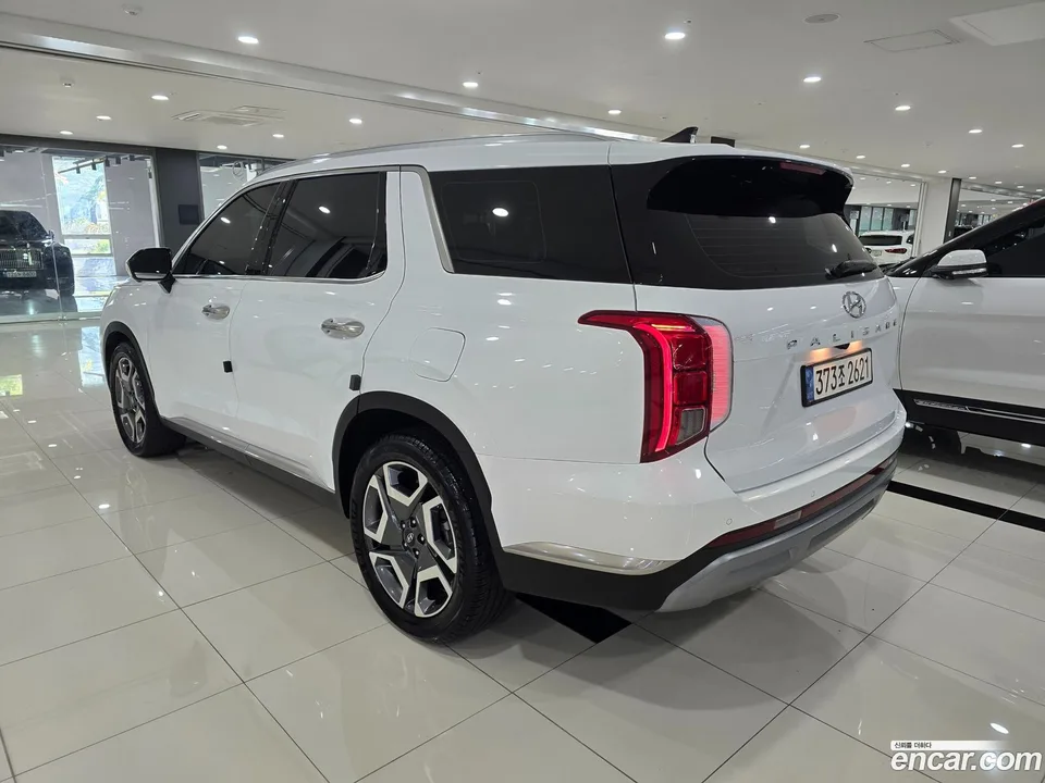 Hyundai Palisade 2.2 2WD 2023 — миниатюра 2