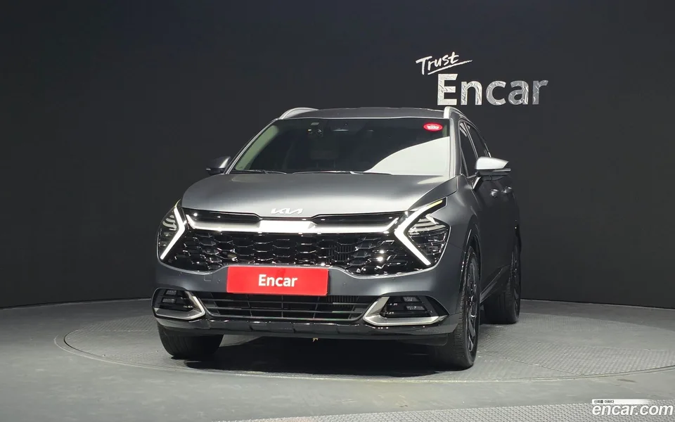 Kia Sportage 1.6 2WD 2023 — миниатюра 3