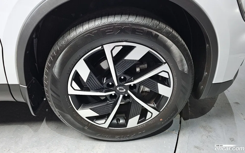 Renault Samsung QM6 2.0 LPe LE 2WD 2023 — thumbnail 5