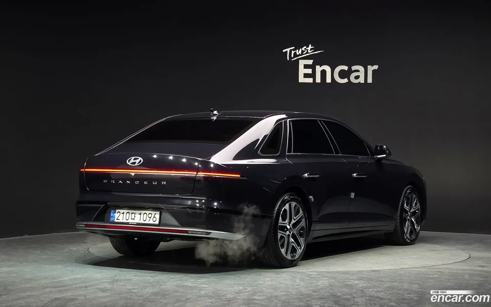 Hyundai Grandeur 3.5 4WD 2023 — миниатюра 2