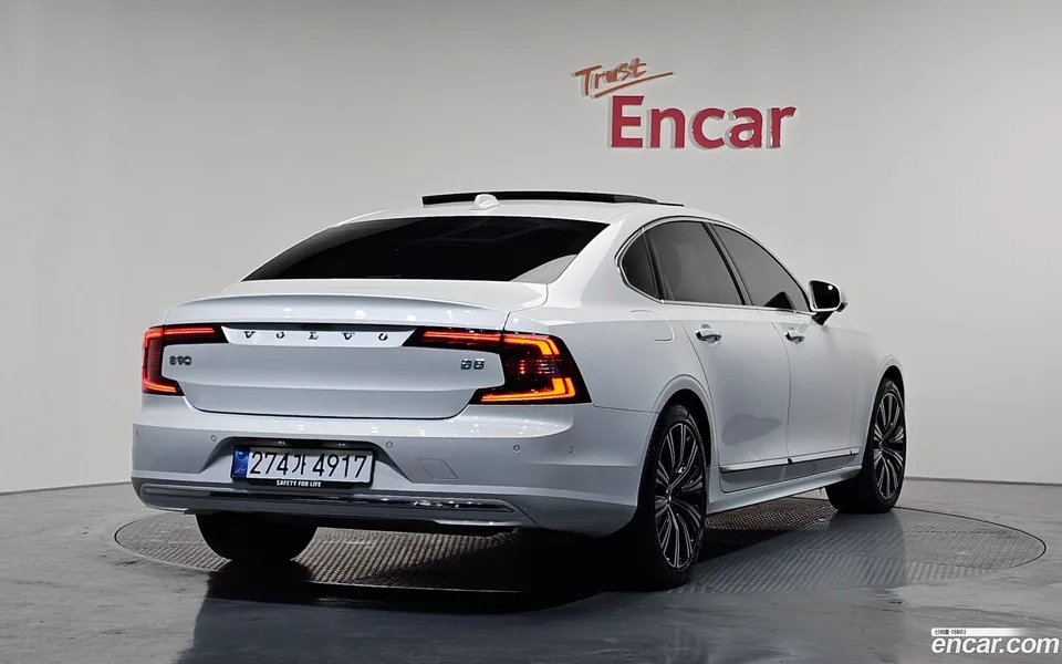Volvo S90 B5 2023 — миниатюра 2