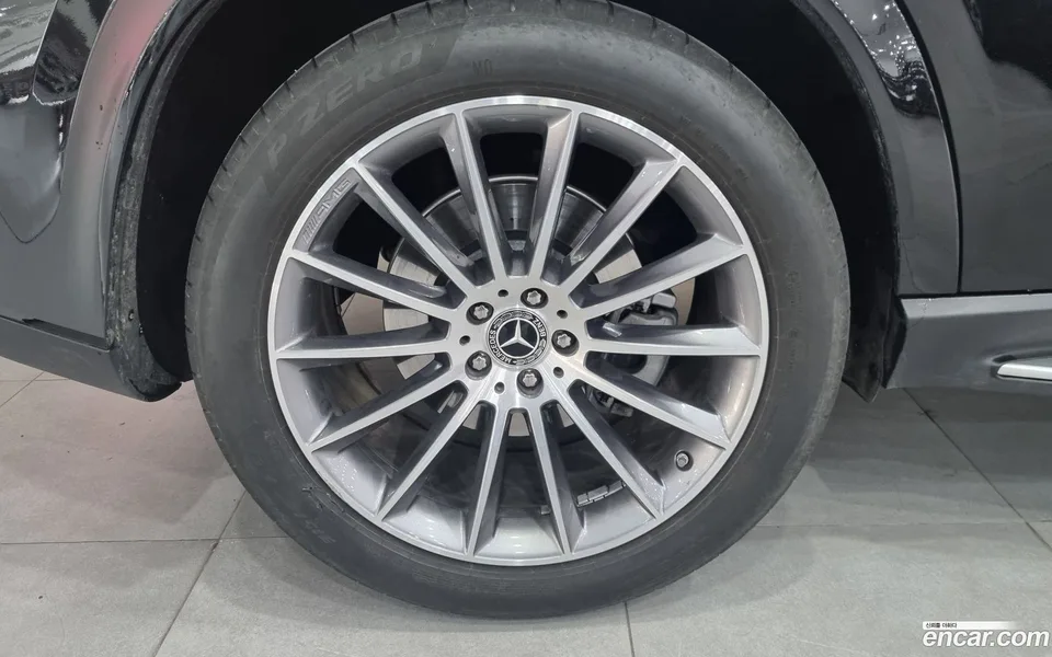 Mercedes-Benz GLE-Class GLE450 4MATIC 2025 — миниатюра 2