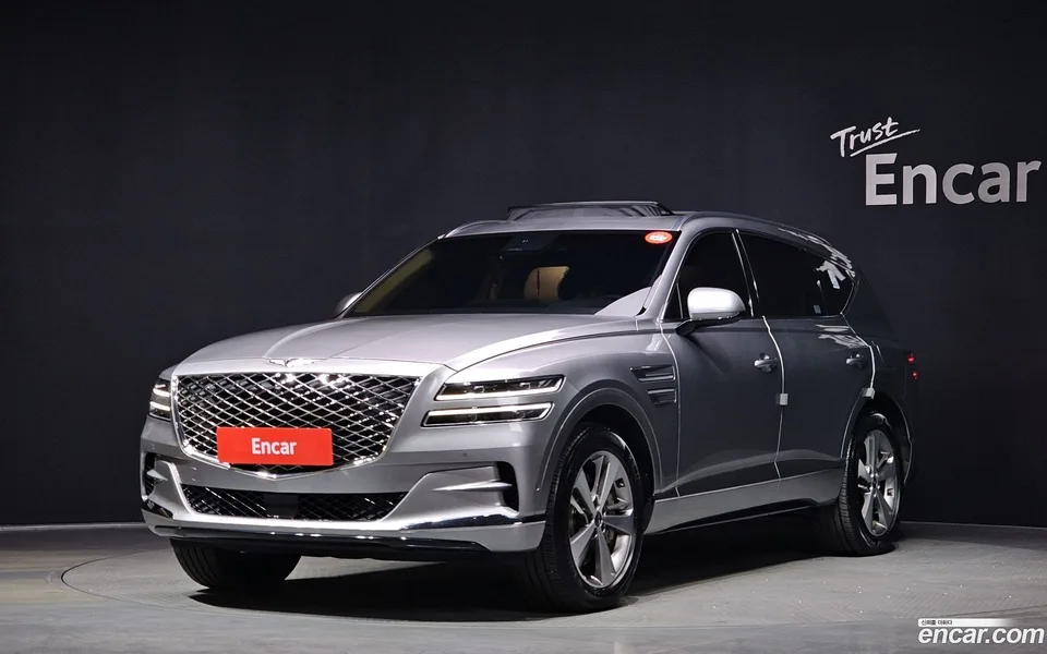 Genesis GV80 2.5T AWD 2022 — фото 1, купить с доставкой в Москву