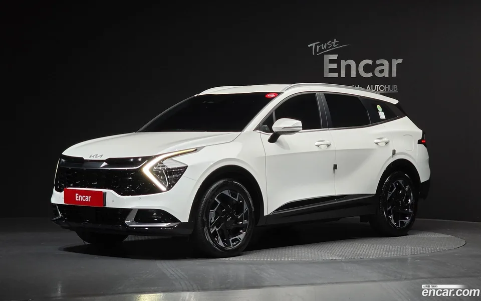 Kia Sportage 1.6 2WD 2022 — фото 1, купить с доставкой в Москву