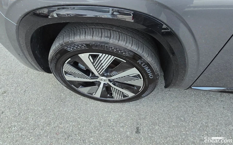 Renault Samsung Grand Koleos 1.5 E-TECH 2WD 2024 — миниатюра 5