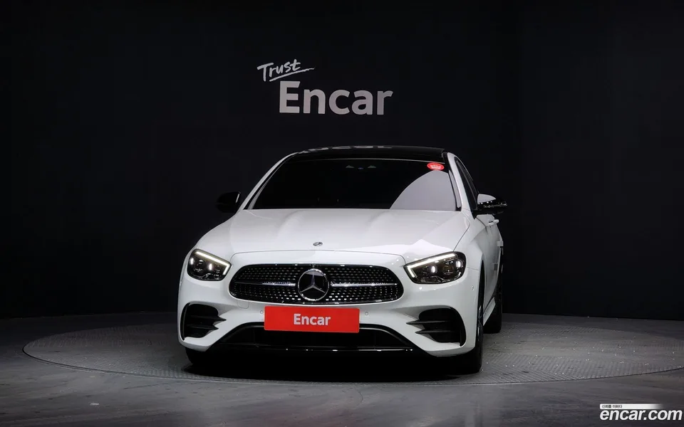 Mercedes-Benz E-Class E350 4MATIC AMG Line 2023 — миниатюра 3