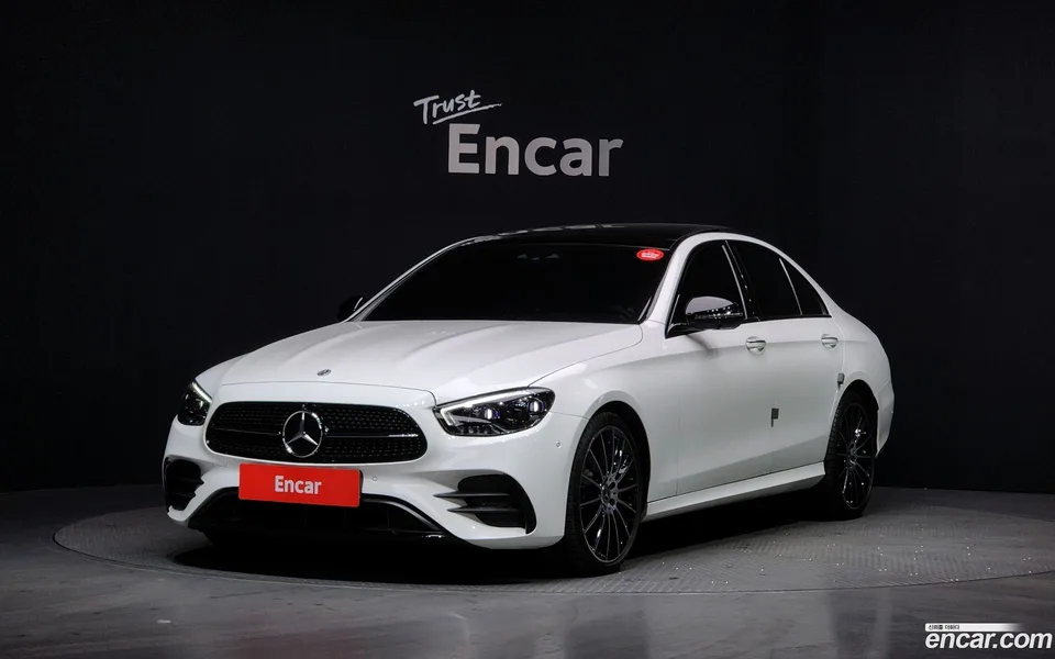 Mercedes-Benz E-Class E350 4MATIC AMG Line 2023 — фото 1, купить с доставкой в Москву