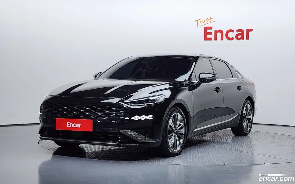 Kia K8 Hybrid 2023 — фото 1, купить с доставкой в Москву