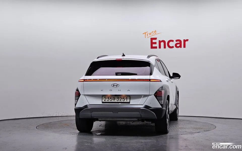 Hyundai Kona 1.6 2WD 2024 — миниатюра 4