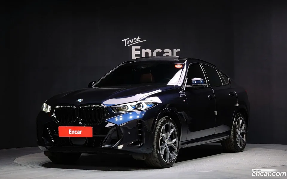 BMW X6 xDrive30d M 2024 — фото 1, купить с доставкой в Москву
