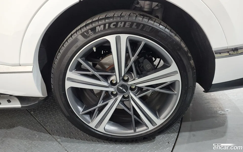 Genesis GV80 Coupe 2.5T AWD 2024 — миниатюра 2
