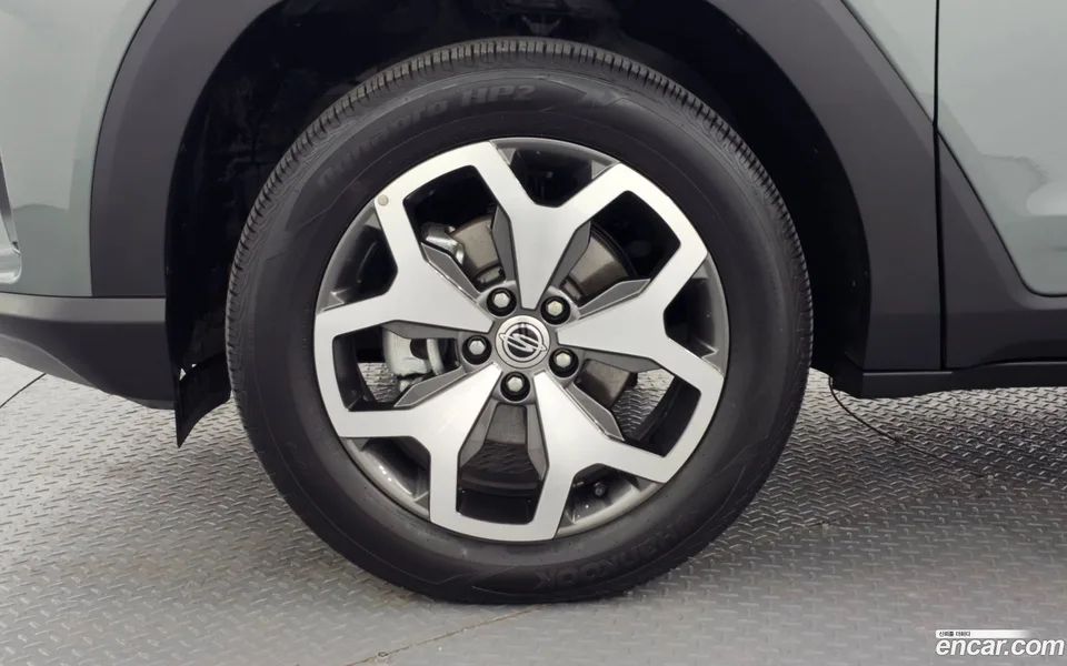 KG Mobility Torres 1.5 2WD 2022 — миниатюра 2