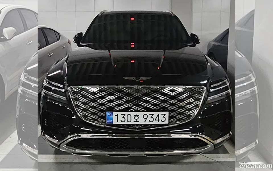 Genesis GV80 2.5T AWD 2024 — photo 1, buy with delivery to Moscow