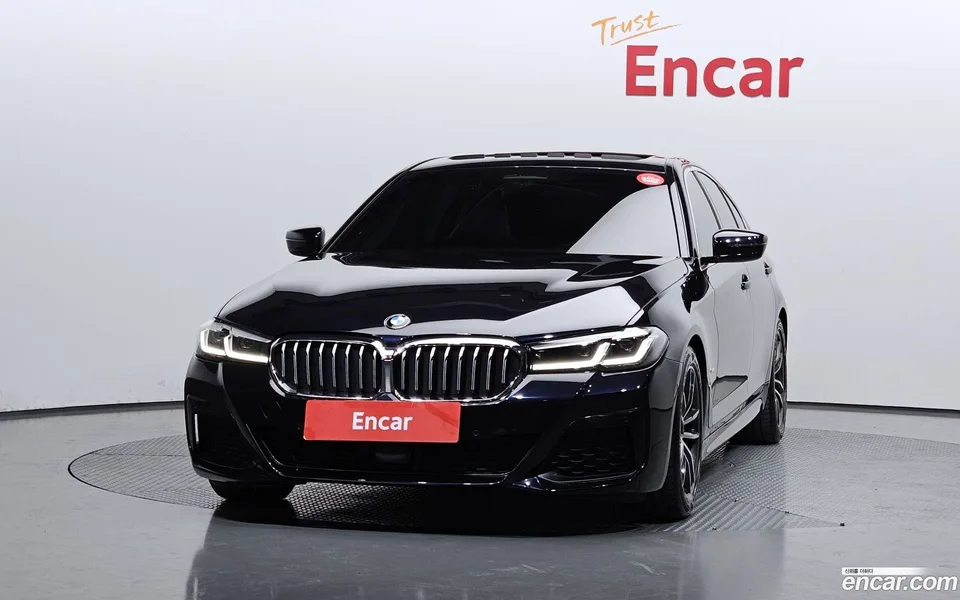 BMW 5 Series 520i M 2022 — миниатюра 3