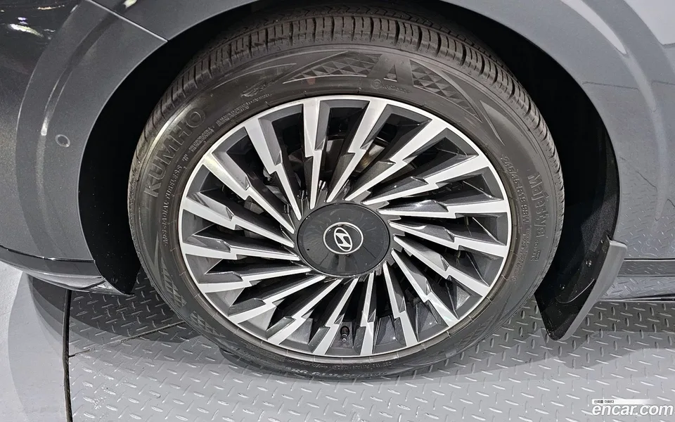 Hyundai Grandeur Hybrid 2024 — миниатюра 2