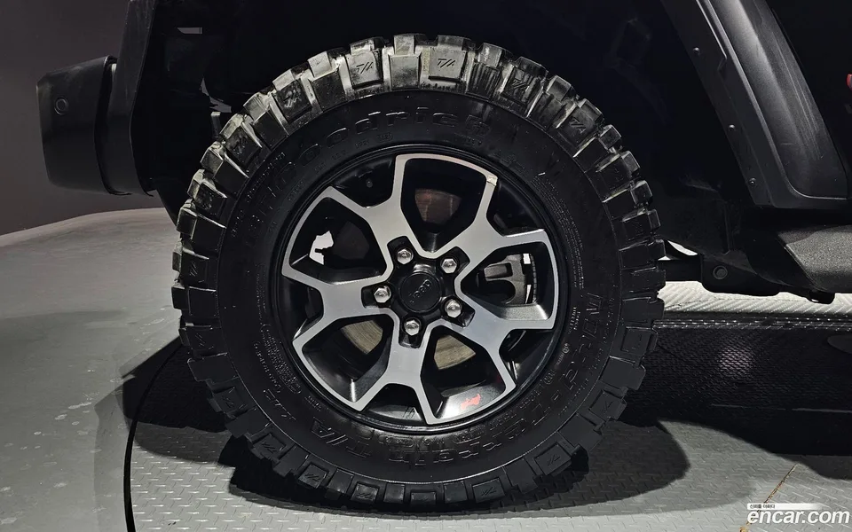 Jeep Wrangler 2.0 4 2022 — миниатюра 2