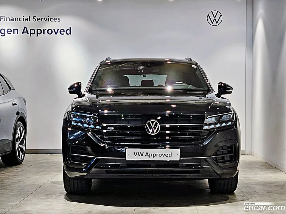 Volkswagen Touareg 3.0 TDI R-Line 2023 — миниатюра 3