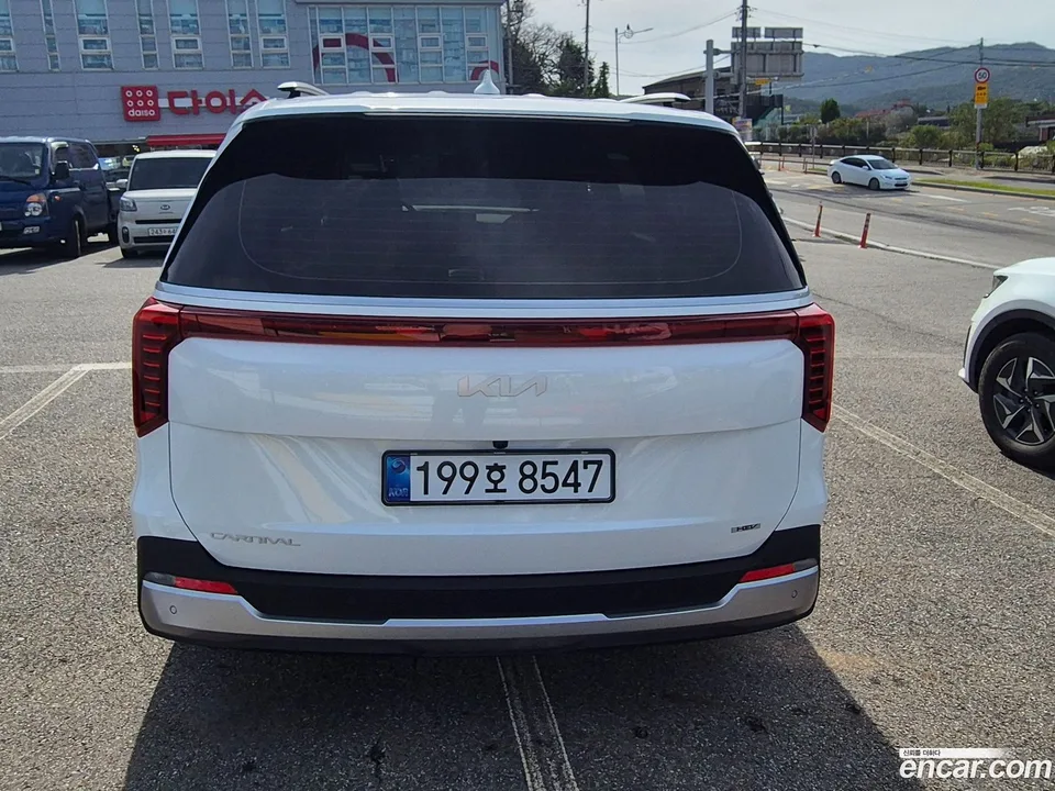 Kia Carnival HEV 9 2025 — миниатюра 2