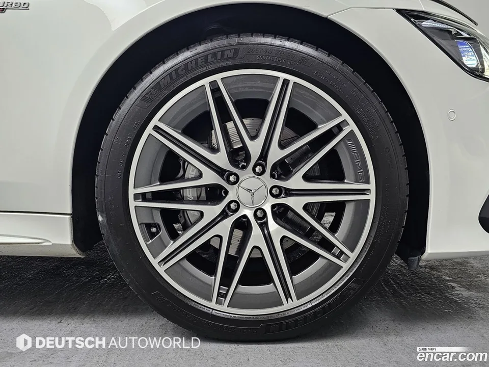 Mercedes-Benz AMG GT 4 43 4MATIC+ 2022 — thumbnail 2
