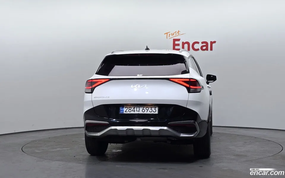 Kia Sportage 2.0 2WD 2023 — миниатюра 4