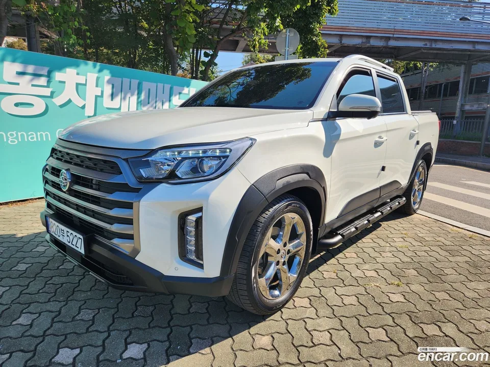 KG Mobility Rexton Sports 2.2 4WD 2022 — фото 1, купить с доставкой в Москву