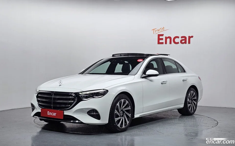 Mercedes-Benz E-Class 2025