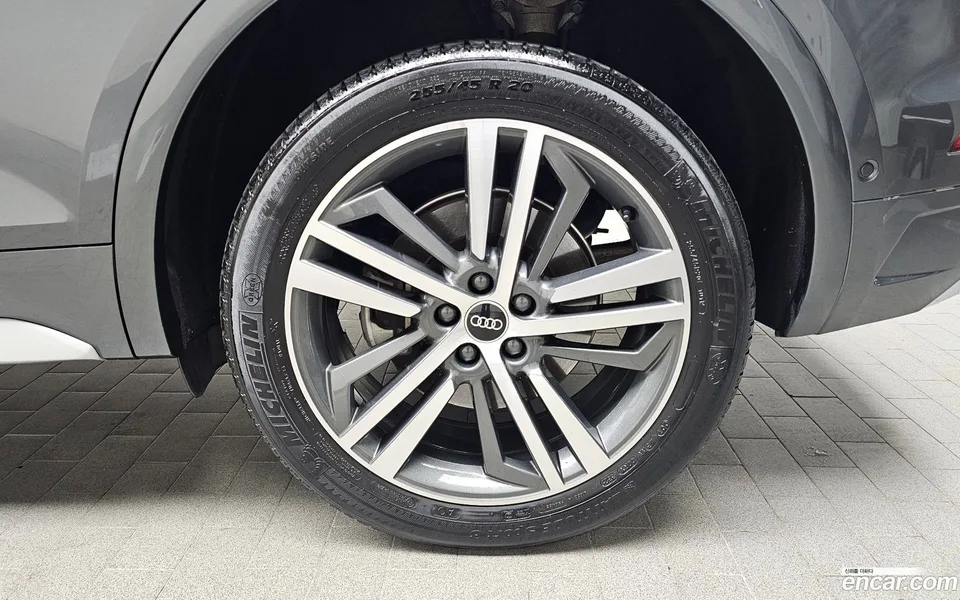 Audi Q5 45 TFSI 2022 — миниатюра 2
