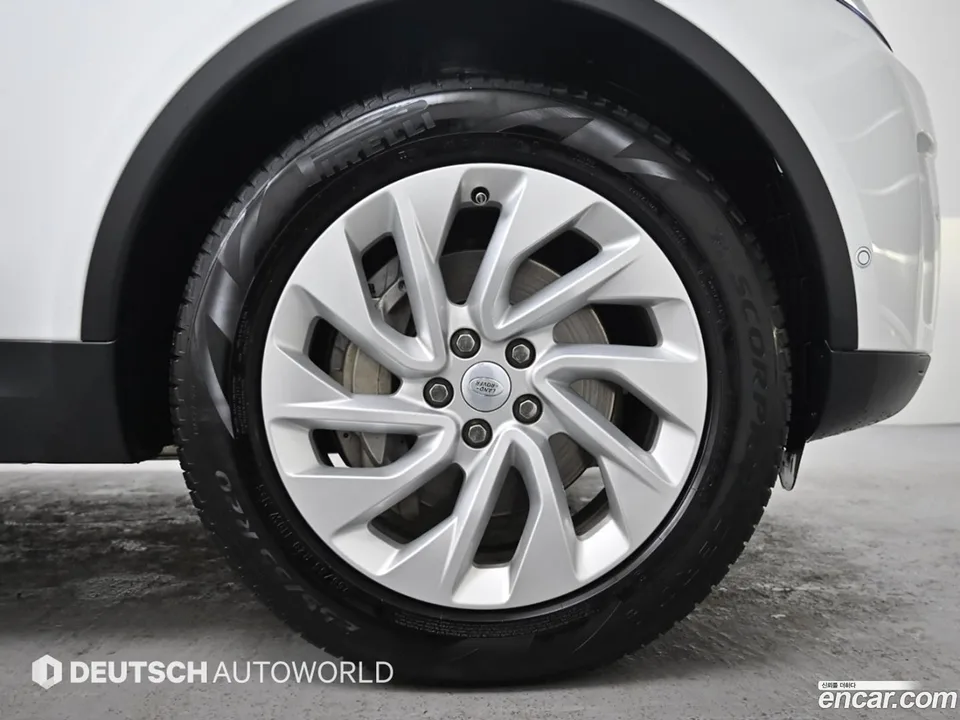 Land Rover Discovery 2.0 P300 S 2024 — миниатюра 2