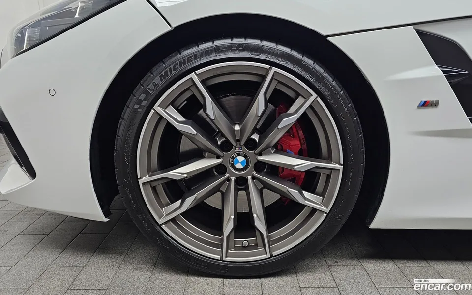 BMW Z4 M40i 2025 — миниатюра 5