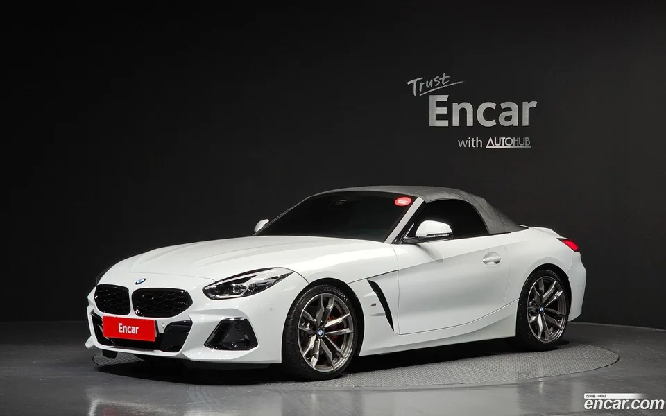 BMW Z4 M40i 2025 — фото 1, купить с доставкой в Москву