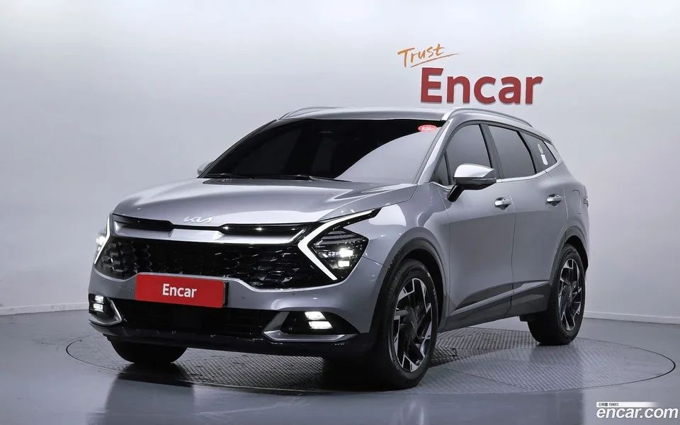 Kia Sportage 1.6 2WD 2023 — photo 1, buy with delivery to Moscow