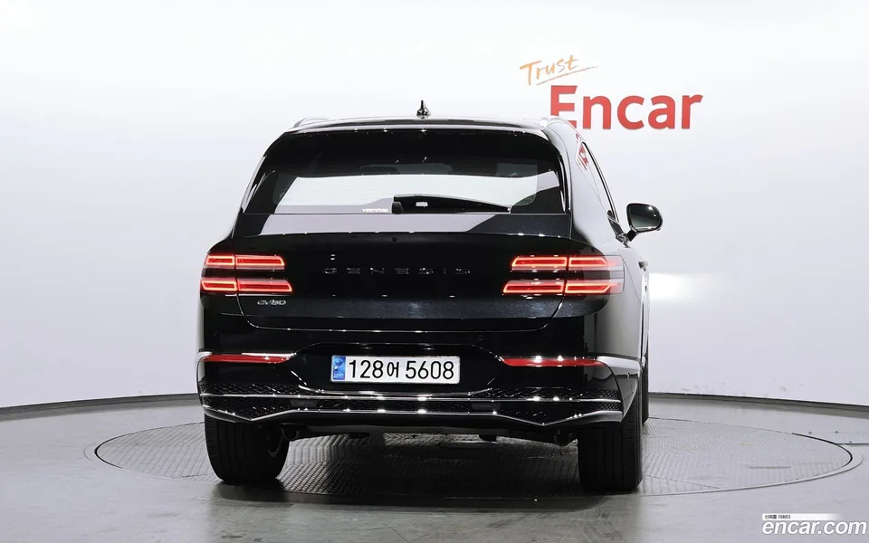 Genesis GV80 2.5T 2WD 2023 — миниатюра 4
