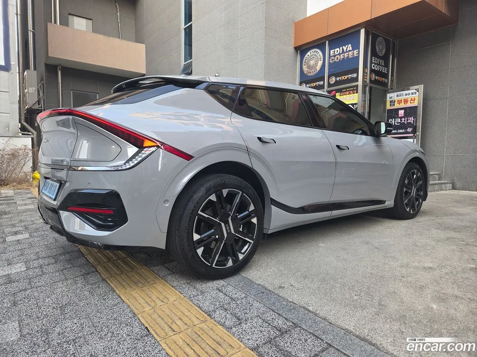 Kia EV6 4WD 2025 — миниатюра 3