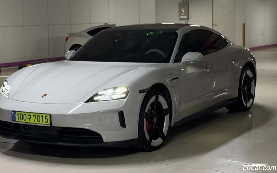 Porsche Taycan 4S 2025 — миниатюра 3
