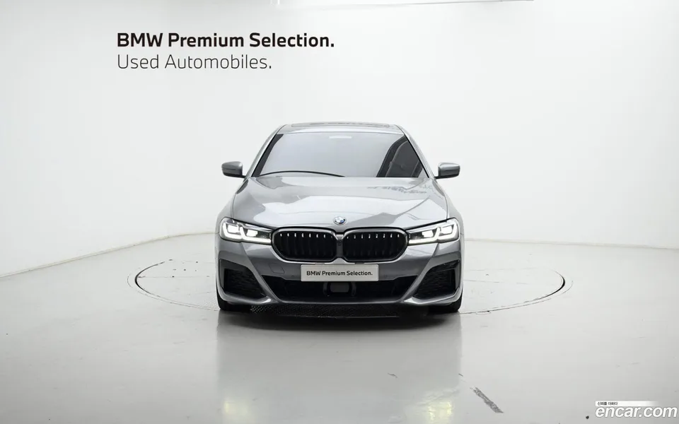 BMW 5 Series 530i M 2023 — миниатюра 3