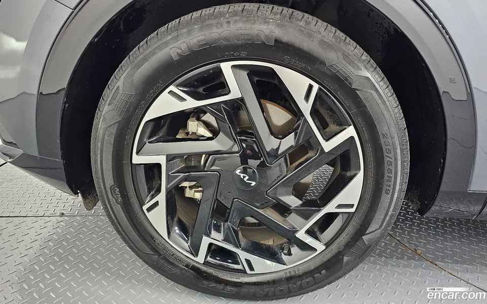 Kia Sportage 1.6 2WD 2023 — миниатюра 2