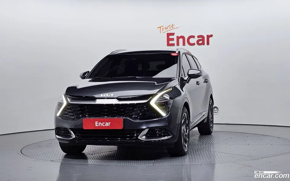 Kia Sportage 1.6 2WD 2023 — миниатюра 3