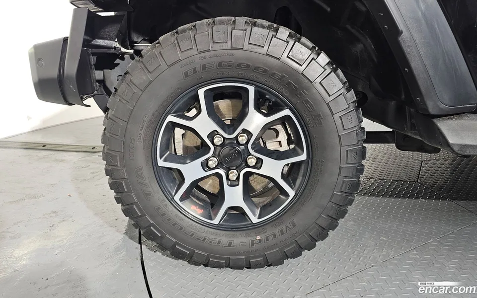Jeep Wrangler 2.0 4 2022 — миниатюра 2