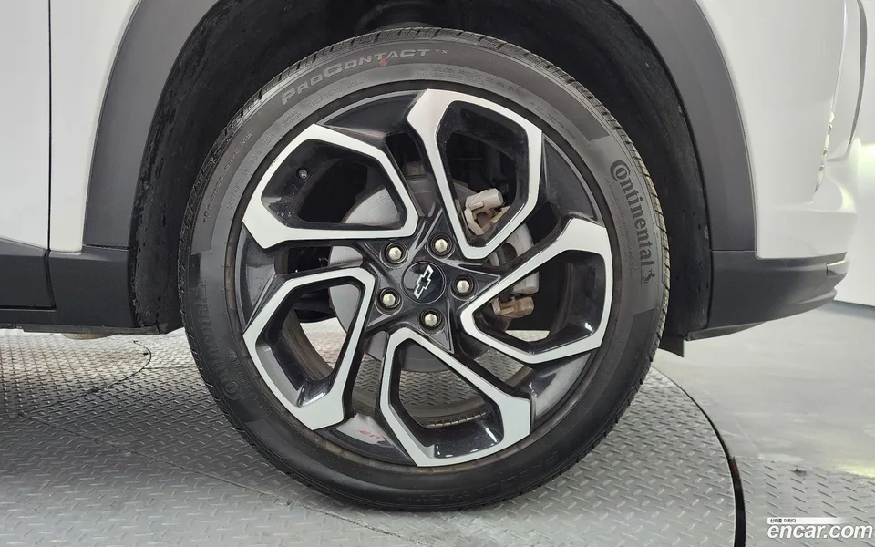 Chevrolet Trax Crossover 1.2 RS 2023 — миниатюра 5