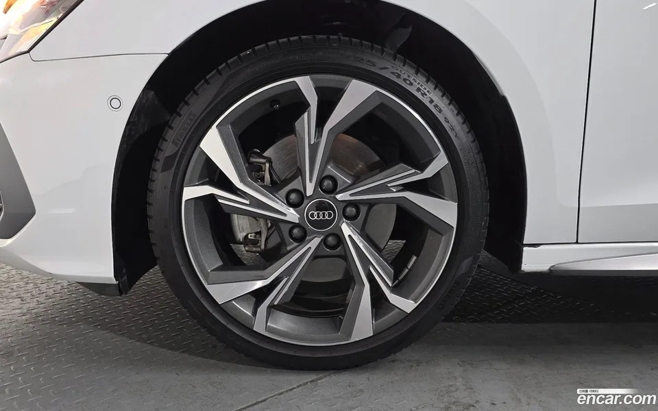 Audi A3 (8Y) 40 TFSI 2022 — миниатюра 2
