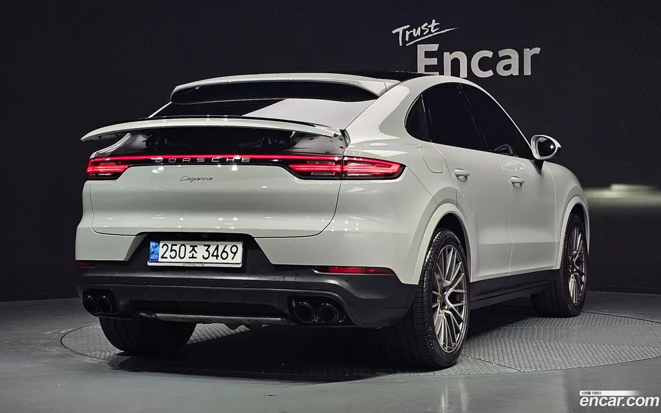 Porsche Cayenne 3.0 2022 — миниатюра 3
